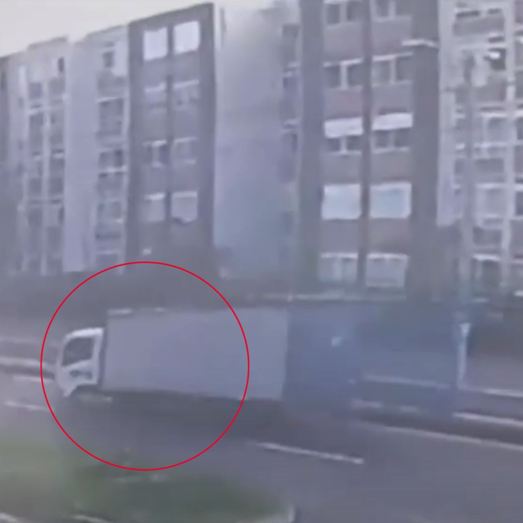 Pillo se robó un camión en pleno trasteo en Engativá Un conductor de camión que se dedica a los trasteos, fue víctima de la delincuencia mientras se encontraba trabajando.