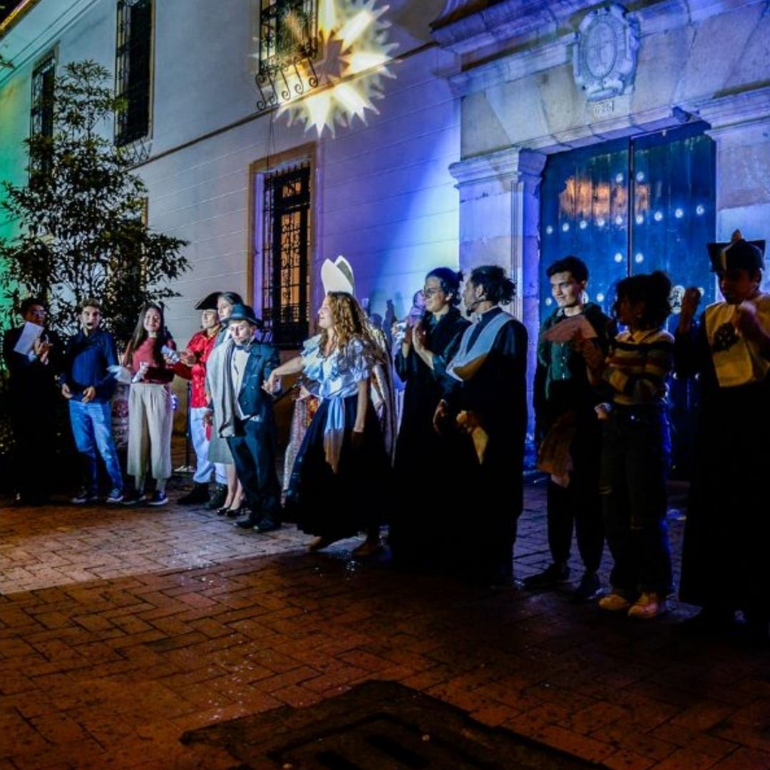 Prográmese este viernes para la Noche de Museos en Bogotá 1 Prográmese este viernes para la Noche de Museos en Bogotá Este viernes 17 de noviembre vuelve a Bogotá la cuarta edición de la Noche de Museos, un espacio cultural que ofrece una amplia variedad de actividades. ¡Lo mejor de todo es que es gratis!