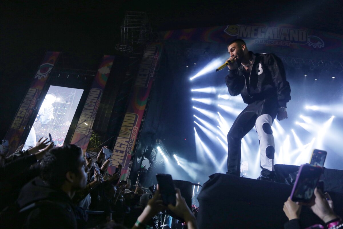 Todo lo que debe saber para el Megaland Music Fest 2023 A sólo unos días de su realización se sumó un artista más con la confirmación de la participación del reggetonero puertorriqueño Darrell, que actualmente tiene una de las canciones más populares en TikTok, radio y Spotify, 'Lollipop' se suma a los artistas del festival Megaland el próximo 25 de Noviembre.