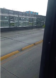 Accidente de tránsito deja un peatón muerto en la NQS con calle 75 Un grave accidente de tránsito cobró la vida de un peatón la tarde de este sábado a la altura de la NQS con calle 75, sentido norte- sur.