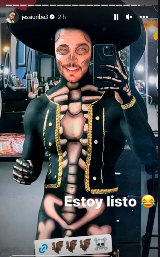 "Se le marcó hasta el alma”: Jessi Uribe desató polémica con disfraz de Halloween 1 "Se le marcó hasta el alma”: Jessi Uribe desató polémica con disfraz de Halloween Jessi Uribe sorprendió a sus más de 6,3 millones de seguidores en Instagram al mostrar un disfraz audaz y sumamente atractivo.