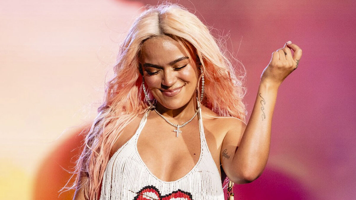 Karol G y Feid causaron revuelo por candente baile en el 'Mañana será Bonito Fest' 2 Karol G y Feid causaron revuelo por candente baile en el 'Mañana será Bonito Fest' Karol G y Feid perrearon en pleno show.