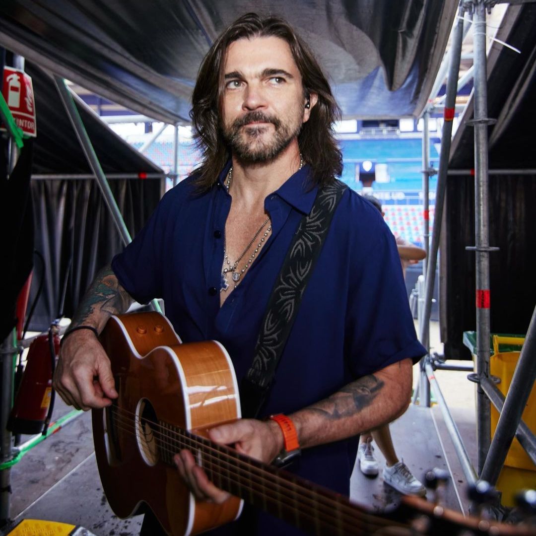¡Juanes se va de gira por Colombia! 1 ¡Juanes se va de gira por Colombia! Mientras que Juanes se encuentra en Sevilla, España, participando de las distintas actividades de la edición 24 de los Latin Grammy, se anuncia una de sus más ambiciosas giras de conciertos en Colombia.