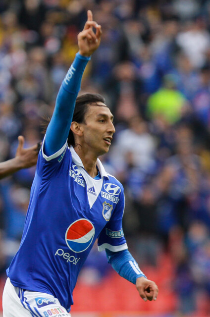 "Mi deseo es volver al fútbol profesional y retirarme en Millonarios": Rafael Robayo Q'HUBO entrevistó al experimentado futbolista bogotano, referente de Millonarios, quien actualmente disputa el Torneo del Olaya (Rafael Uribe) con Maracaneiros.