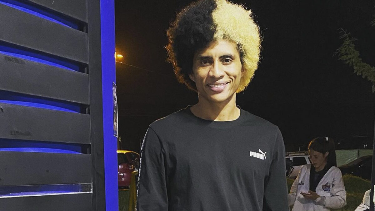 A exparticipante de 'El Desafío' le imponen detención domiciliaria por millonaria estafa 'Tarzán', exparticipante del reality 'El Desafío The Box' en el 2022, fue puesto bajo detención domiciliaria por un millonario caso de fraude contra Tiendas Ara.