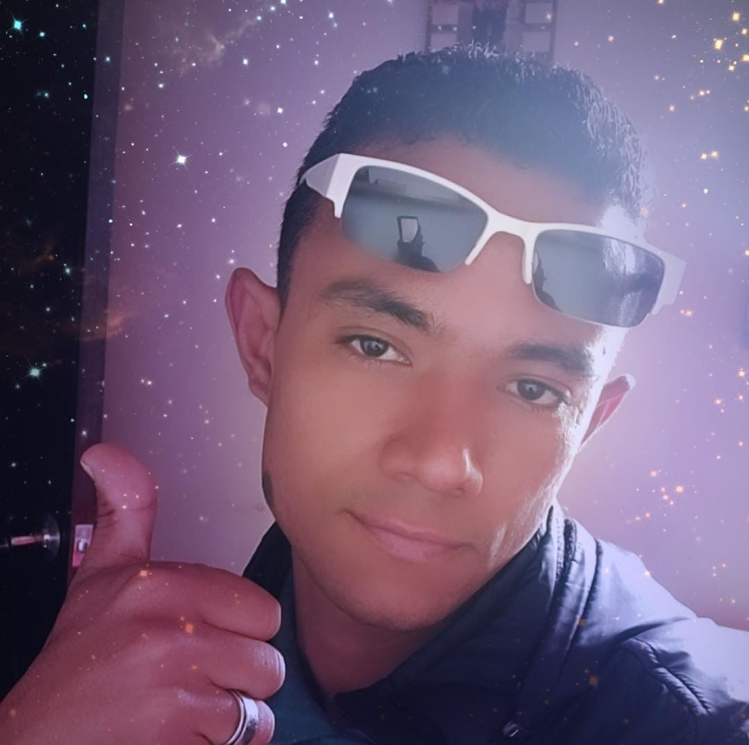 Acribillan al 'paisita' en Ciudad Bolívar Un hombre conocido como 'paisita' fue vilmente asesinado en el barrio Divino Niño, en la localidad de Ciudad Bolívar.