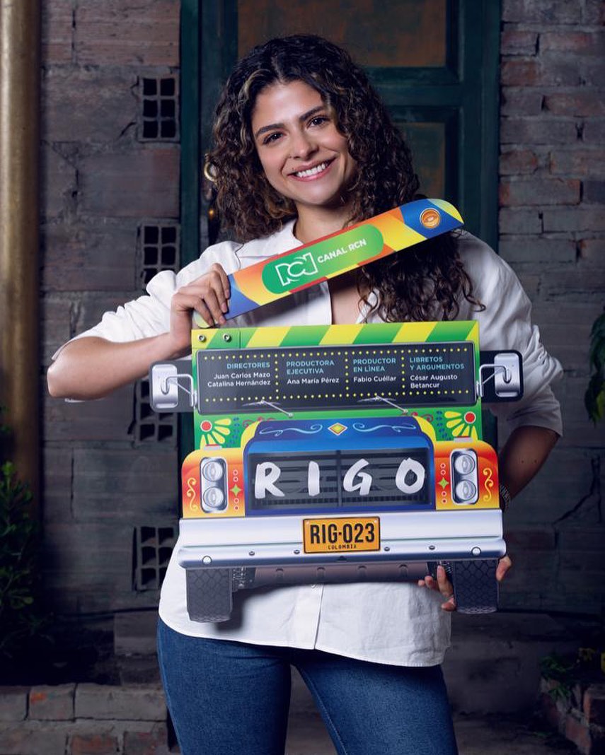 Actriz de ‘Rigo’ dijo que no consigue papeles por ser “muy bonita” 2 Actriz de ‘Rigo’ dijo que no consigue papeles por ser “muy bonita” Stephania Duque aseguró que cuando presenta un casting, no logra conseguir el papel por su belleza física, según le dicen los directores.