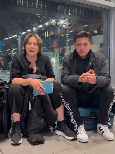 Alina y Jim cancelan su luna de miel: no los dejaron viajar a Roma Por medio de sus redes sociales, Alina Lozano y Jim Velásquez contaron entre lágrimas que los bajaron del avión y no los dejaron viajar a Roma, lugar en donde celebrarían su luna de miel. Le contamos la razón.