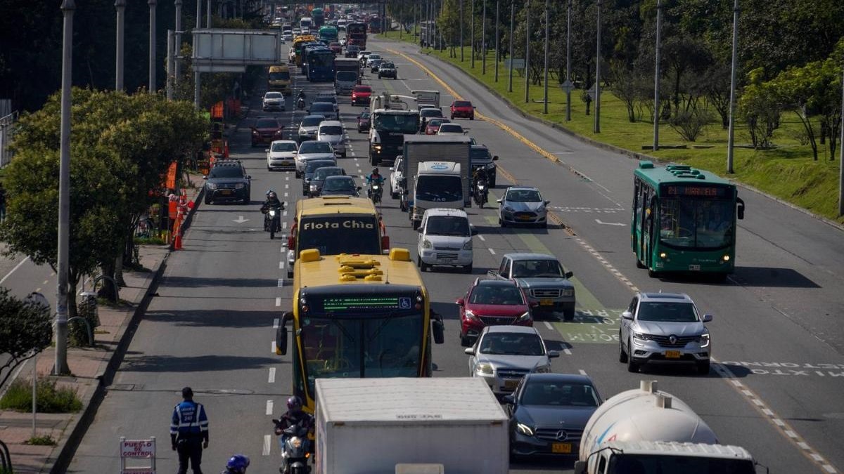 Así avanza el Plan Éxodo en Bogotá Les contamos cómo avanza la movilidad en los nueve corredores de salida de Bogotá.