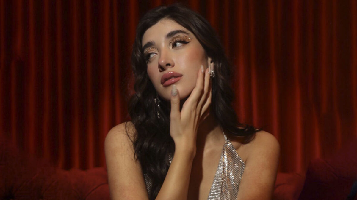Catalina Cardona, dedicada de lleno a la música A su 24 años Catalina Cardona, hija de la actriz Ana María Trujillo, encontró su verdadera pasión. Además de ser actriz, tiene una voz envidiable.