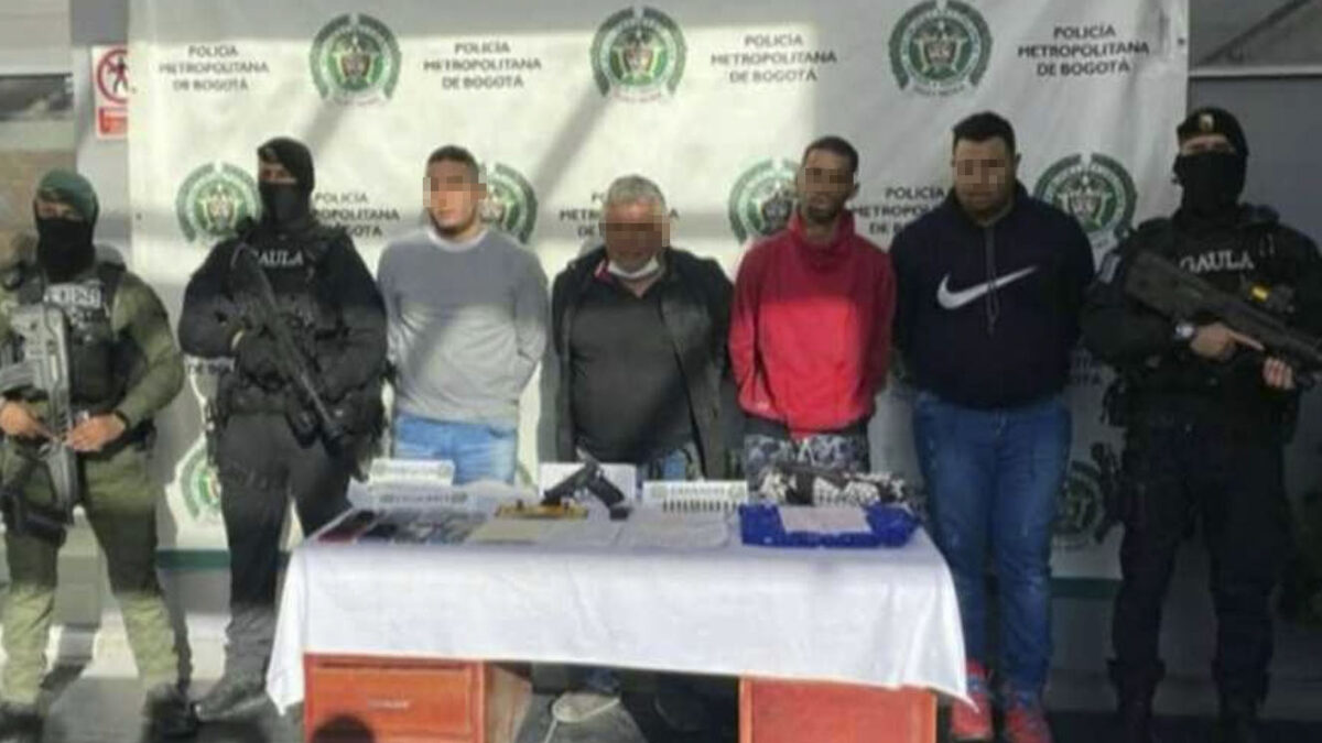 Cayeron 4 peligrosos delincuentes que harían parte de 'Los Satanás' 8 Cayeron 4 peligrosos delincuentes que harían parte de 'Los Satanás' Uno de los capturados habría asumido las extorsiones, luego de que su líder 'Satanás' fuera capturado en las últimas semanas.