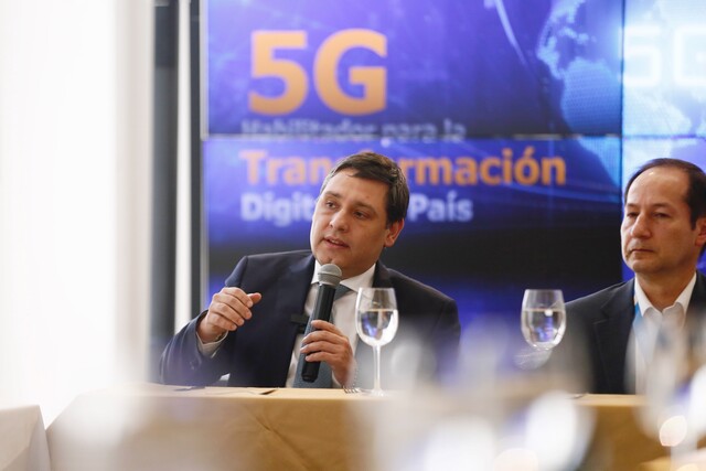 Claro, Tigo-Movistar, Telecall y Wom se quedaron cada uno con una parte del 5G 1 Claro, Tigo-Movistar, Telecall y Wom se quedaron cada uno con una parte del 5G Estos fueron los ganadores de la subasta de las 5G hecha por el Ministerio de Tecnologías de la Información y Comunicaciones