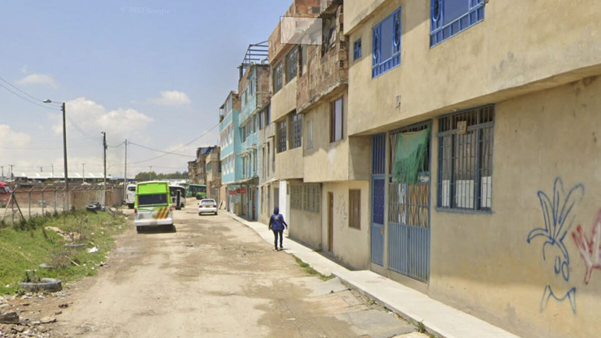 Crimen a bala sacudió a Funza Si en Soacha llueve, por Funza no escampa, debido a que en las últimas horas se conoció una nueva víctima de la violencia por una de las calles del municipio, que al igual que en el artículo de la derecha, hace pocos días fue epicentro de otro crimen a bala, ocurrido el miércoles 29 de noviembre en el barrio Chaguya.