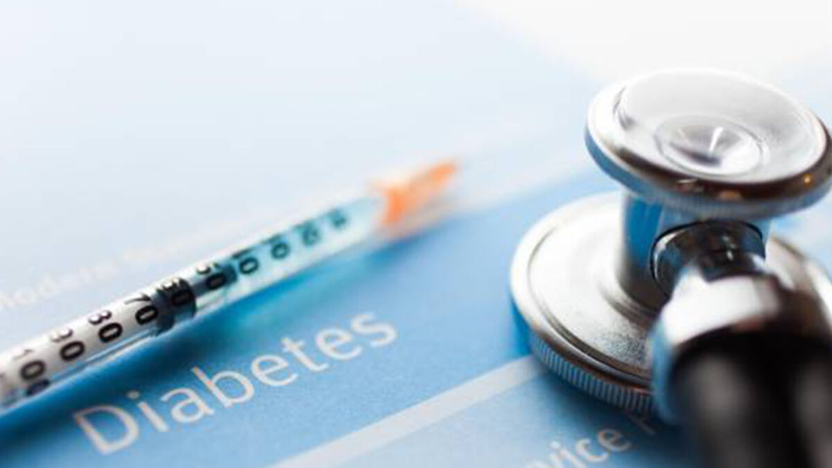 Diabetes: más que una enfermedad en la sangre 5 Diabetes: más que una enfermedad en la sangre La diabetes tipo 1 sólo representa entre el 5% y el 10% de los casos que hay en Colombia, esto podría ser una buena “señal”; sin embargo, es la quinta causa de muerte en personas entre los 30 y 70 años.