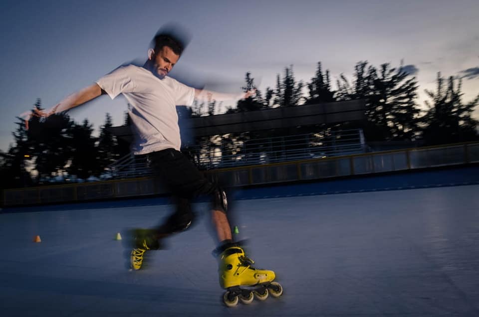 Exigen justicia tras muerte de patinador bogotano en Medellín 2 Exigen justicia tras muerte de patinador bogotano en Medellín La familia de Harold Steven Ceballos Ramírez, el patinador que vivía en Kennedy y fue hallado muerto en Medellín, denunció negligencia por parte de las autoridades y pide justicia para que los hechos del crimen sean esclarecidos. Le contamos los detalles.