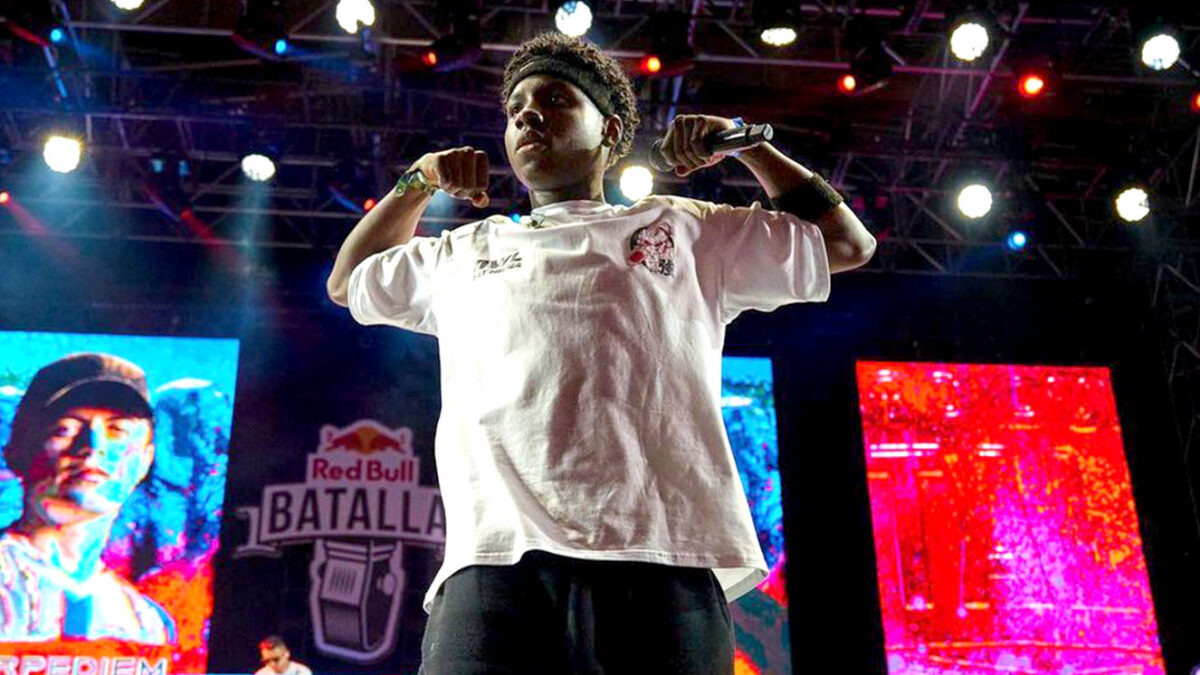FatN, el caleño que quiere ser el mejor rapero de la Red Bull Batalla La vida da muchas vueltas y siempre da sorpresas. Que lo diga Alan Cortez, más conocido en el mundo de las batallas de freestyle como FatN.