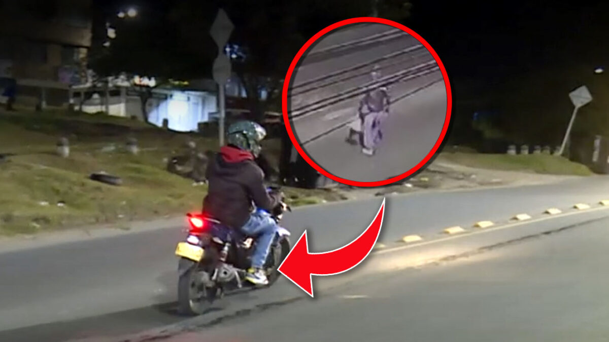 Impactante momento en el que motociclista arrolla a un hombre en Usme 7 Impactante momento en el que motociclista arrolla a un hombre en Usme En un video quedó registrado el momento en el que un motociclista atropella a un hombre de 58 años que estaba trabajando en una panadería del barrio Monte Blanco, en la localidad de Usme.
