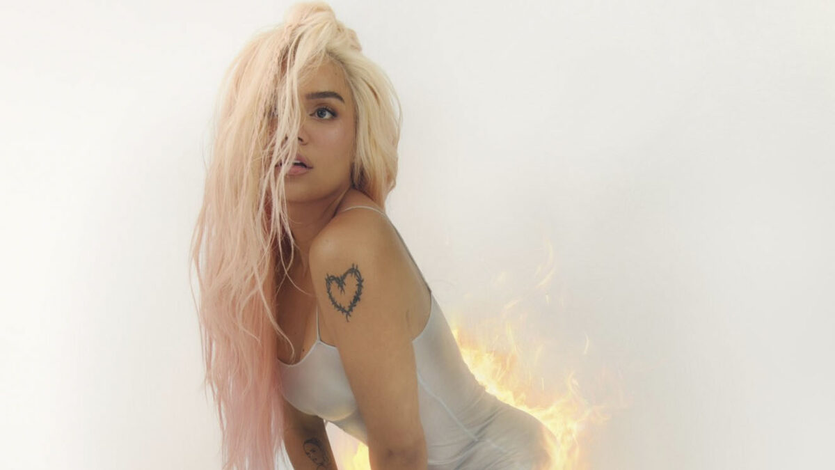 Karol G debutará en la actuación 1 Karol G debutará en la actuación Se siguen conociendo detalles de 'Griselda', la nueva miniserie protagonizada por Sofía Vergara y en la que participa la cantante colombiana Karol G.