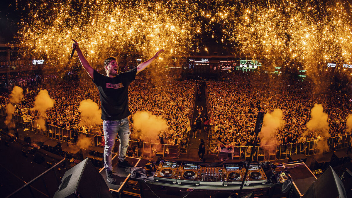 Martin Garrix inició el 2024 con sold out en el Movistar Arena La capital colombiana se prepara para recibir al ícono mundial de la música electrónica, Martin Garrix, quien inició el año con un sold out en el Movistar Arena de Bogotá.