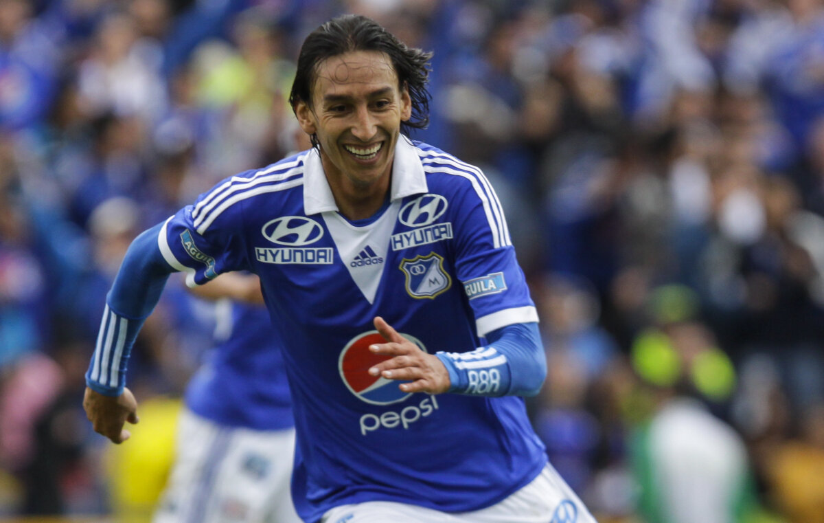 "Mi deseo es volver al fútbol profesional y retirarme en Millonarios": Rafael Robayo Q'HUBO entrevistó al experimentado futbolista bogotano, referente de Millonarios, quien actualmente disputa el Torneo del Olaya (Rafael Uribe) con Maracaneiros.