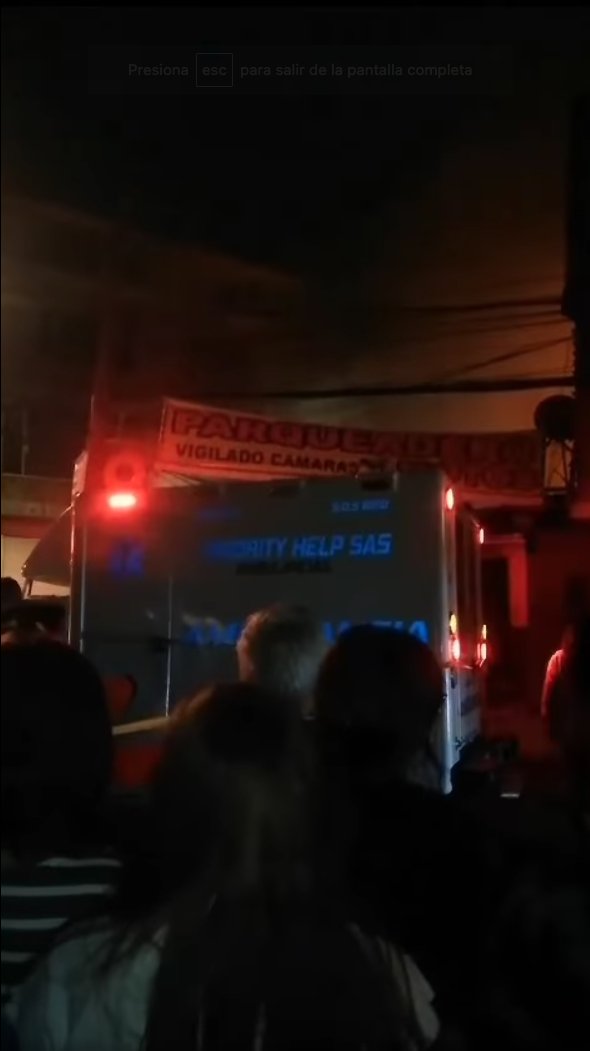 Pánico en Suba tras grave incendio en bodega 1 Pánico en Suba tras grave incendio en bodega Durante la noche del 20 de diciembre los habitantes del barrio Villa María (Suba) vivieron momentos de pánico por cuenta de un gran incendió que consumió una chatarrería.