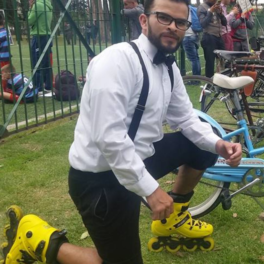 Patinador bogotano fue hallado sin vida en Medellín 1 Patinador bogotano fue hallado sin vida en Medellín El patinador Harold Steven Ceballos se encontraba desaparecido desde el pasado sábado 9 diciembre. Lamentablemente, fue hallado muerto en la capital de Antioquia.