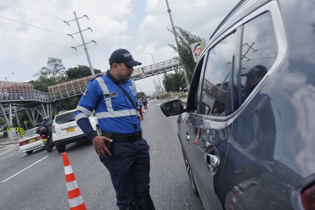 Que el pico y placa no lo coja desprevenido Estas son las restricciones de pico y placa para este jueves 28 de diciembre del 2023.
