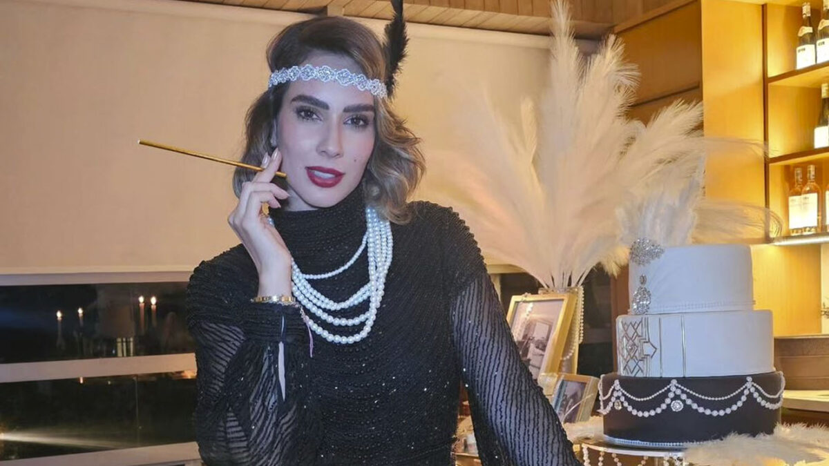 ¡Envidiable! Este fue el regalazo que recibió Mari Manotas de su nuevo novio Después de varios meses de hacer pública su nueva relación, la arquitecta María Alejandra Manotas sigue mostrando como disfruta de las mieles del amor. Alejandro Calderón es el hombre que la conquistó y hace de todo por verla feliz. Este fue el regalazo que le dio por su cumpleaños número 30.