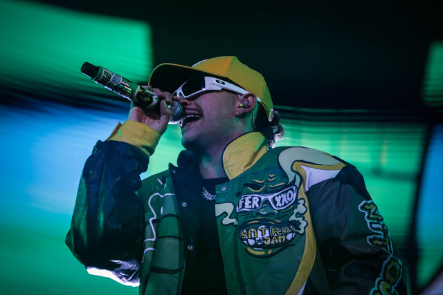 ¡Qué cambio! Así se veía el Ferxxo hace 14 años 1 ¡Qué cambio! Así se veía el Ferxxo hace 14 años El antes y el ahora del artista urbano, Ferxxo, dividió comentarios entre sus fanáticos.