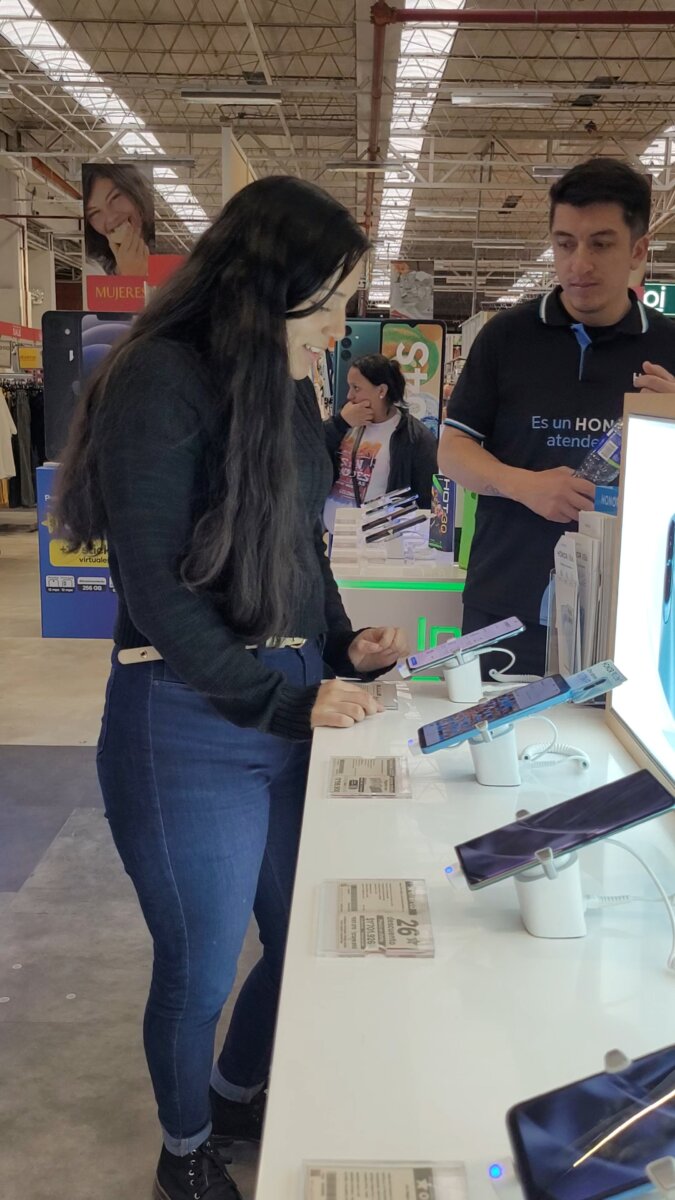Año nuevo, metas nuevas Enero es siempre una buena época para fijarse metas y proyectos: aprender inglés, hacer más ejercicio, empezar la universidad, comprar carro o moto, cambiar de casa, poner un negocio propio, entre muchos otros.