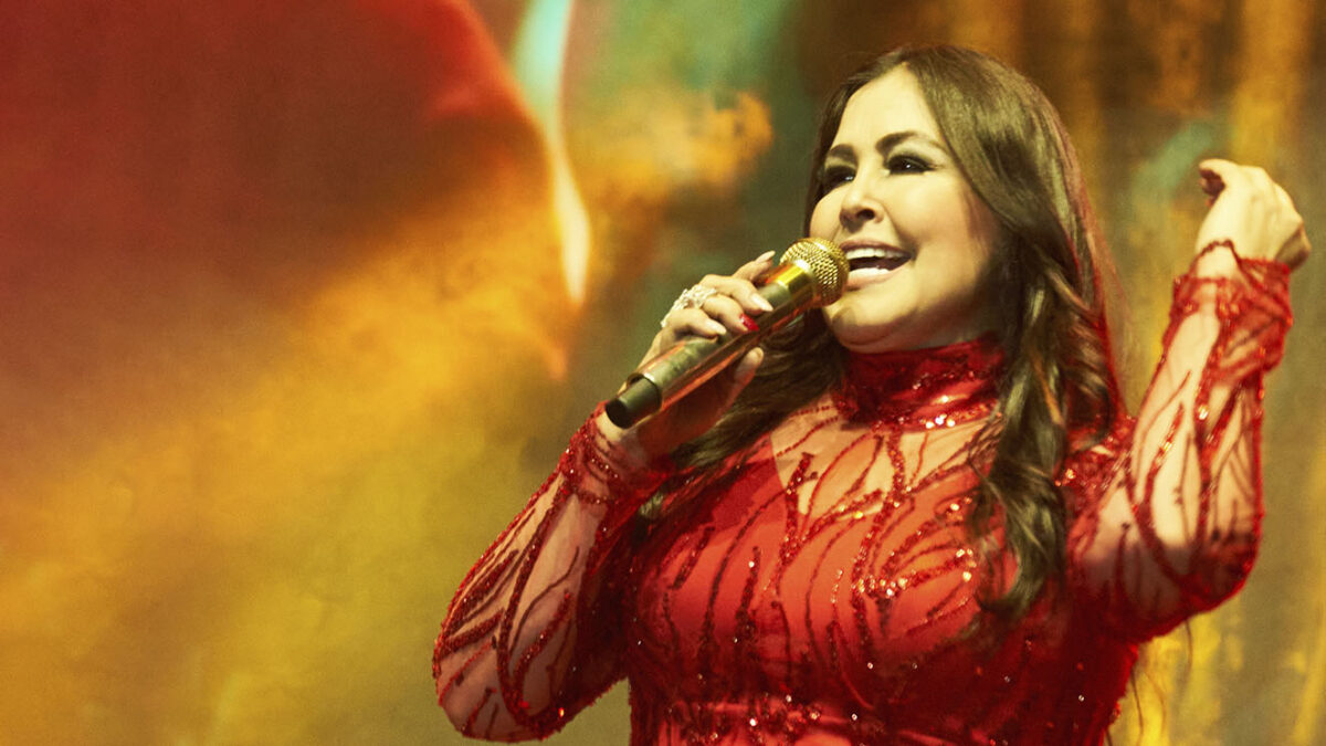 Arelys la rompe en la TV y la radio Además del estreno de la segunda temporada de su bioserie, Arelys llega con nuevo lanzamiento musical, incursionando en el género norteño. La cantante le contó a Q'HUBO los detalles de sus estrenos.
