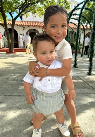 Así vivió Luisa Fernanda W el primer día de clases de su hijo Máximo 1 Así vivió Luisa Fernanda W el primer día de clases de su hijo Máximo La influenciadora Luisa Fernanda W compartió con sus seguidores el emotivo momento en el que su hijo mayor fue a la escuela por primera vez.