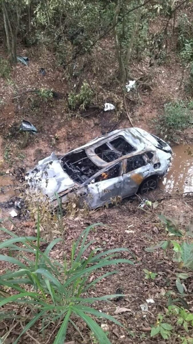 Esta es la pareja bogotana que murió en accidente en Melgar 1 Esta es la pareja bogotana que murió en accidente en Melgar El carro en el que se movilizaban cayó a un abismo y luego se incendió en la vía que de Melgar conduce a Carmen de Apicalá.