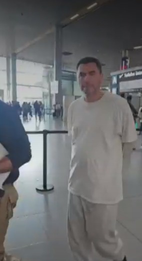 Estados Unidos extraditó a profesor que violó a una niña en Bogotá El profesor huyó del país antes de ser condenado por abuso sexual a menor. Afortunadamente, en las últimas horas, fue capturado y extraditado.