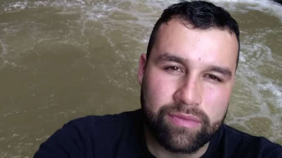 Exigen justicia por crimen de bicitaxista en Bosa 1 Exigen justicia por crimen de bicitaxista en Bosa Ha pasado un mes y medio desde que Victorino Piraquive Sánchez (31 años) fue asesinado en el barrio San José de Bosa. Sus familiares, en medio del dolor que les embarga al no tenerlo a su lado y la forma en la que se los arrebataron, solo piden a las autoridades que el caso no quede impune.