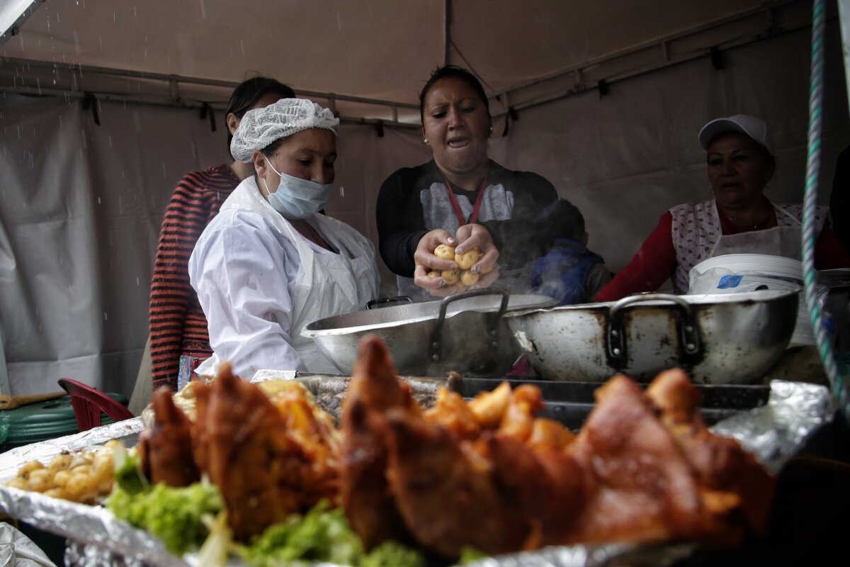 Prográmese para el fiestononón de Reyes en el barrio Egipto Como es tradición, el barrio Egipto se prepara para la celebración la fiesta de los Reyes Magos este fin de semana, presentando un escenario que fomenta los nuevos talentos y expresiones artísticas.