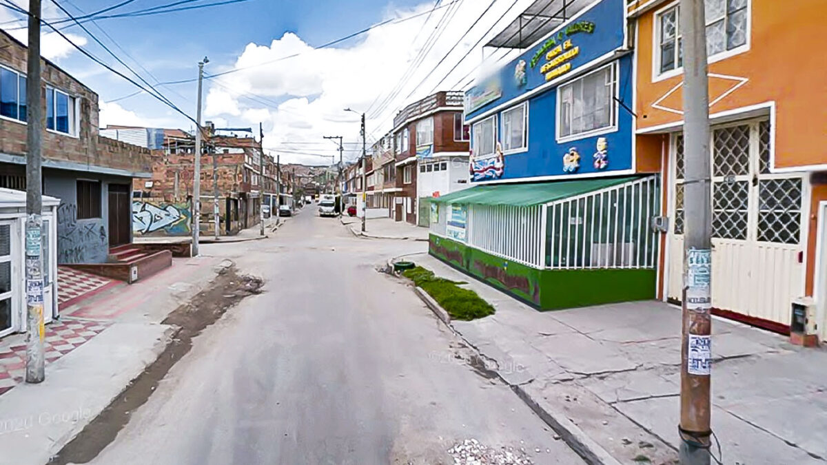 Joven fue asesinado en medio de una riña en León XIII La madrugada del 1 de enero en el municipio de Soacha, un joven de tan solo 19 años fue asesinado tras haber sido apuñalado en medio de una riña.