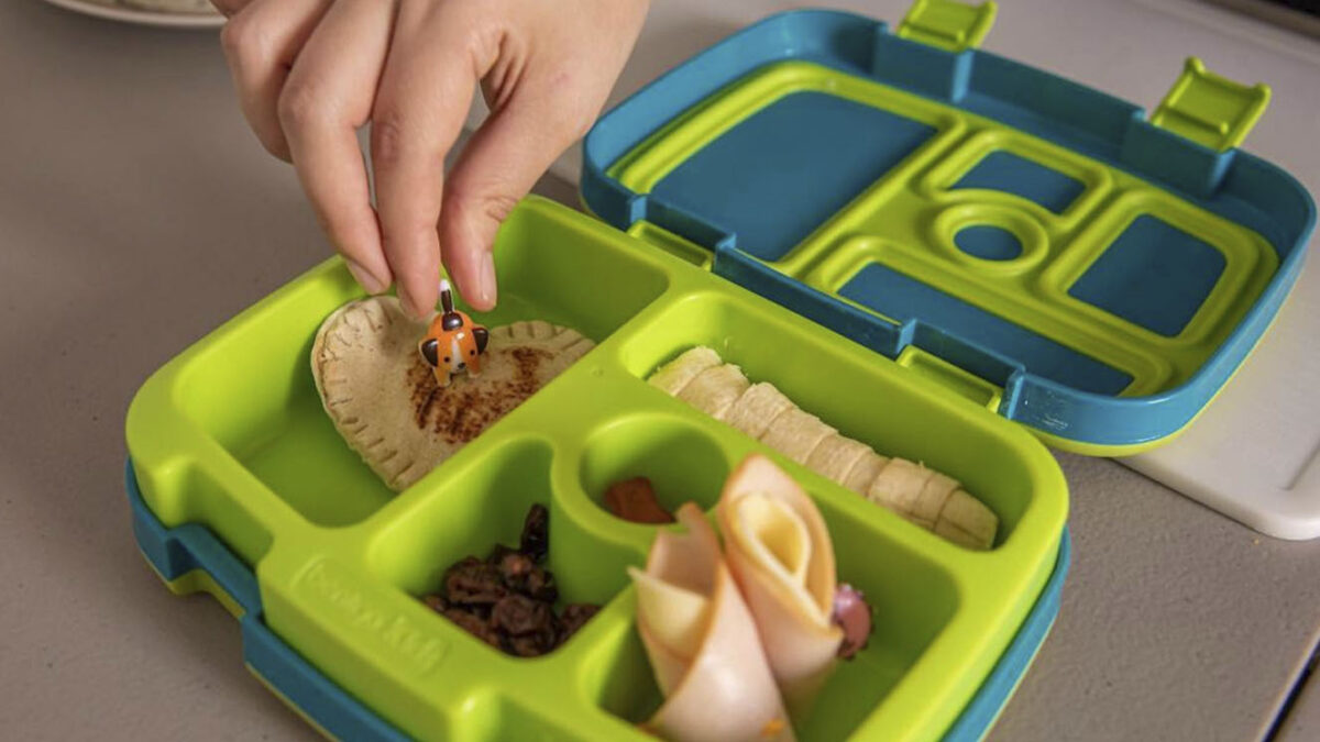 Loncheras saludables para el regreso a clases #SáqueleProvecho Con el regreso de los niños a clases, vuelven las preocupaciones y dolores de cabeza para más de un padre de familia que desde ya se está rascando la cabeza y haciendo cuentas para cuadrar las loncheras de los niños.