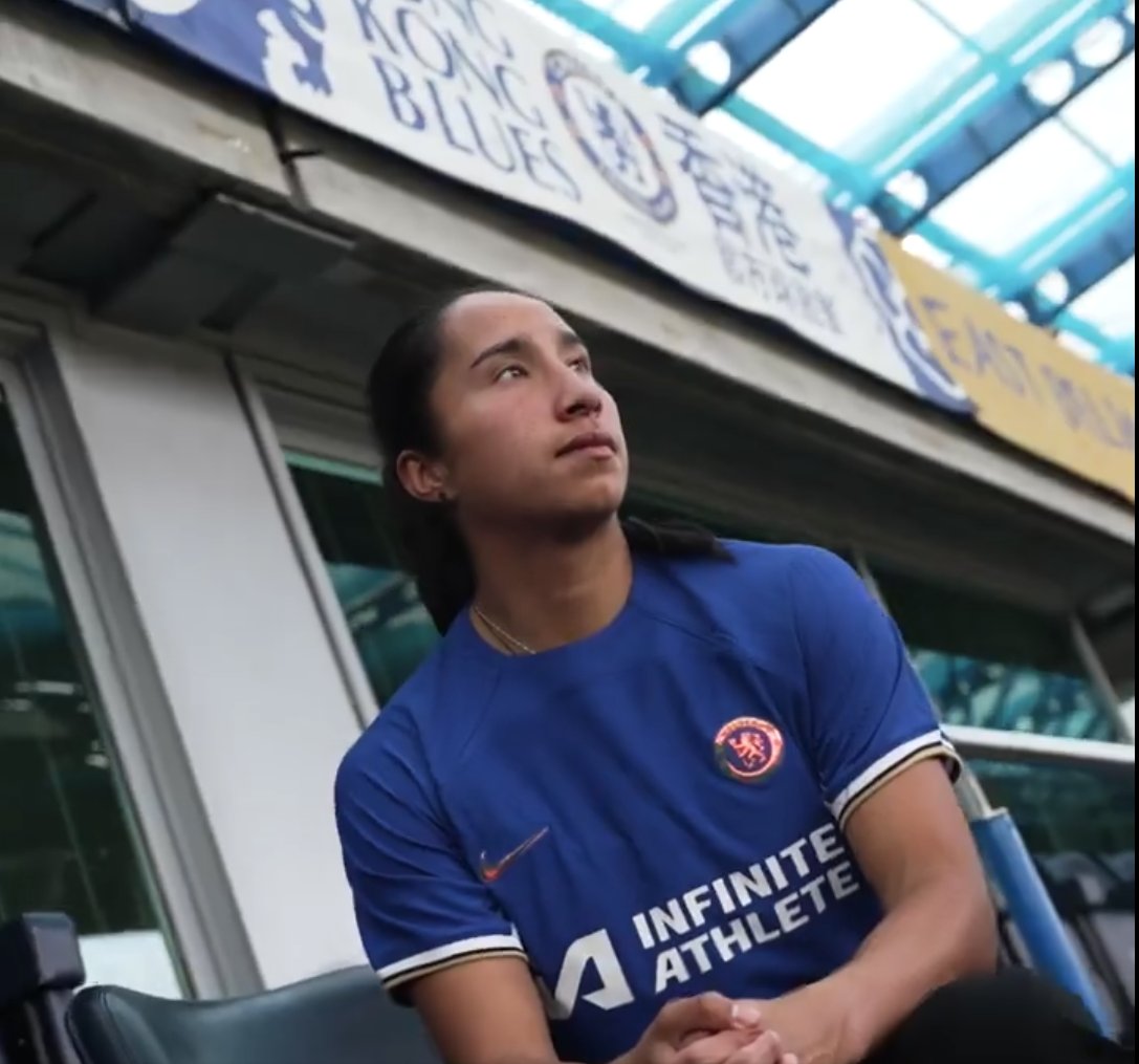 Mayra Ramírez se viste de azul: ya es del Chelsea 1 Mayra Ramírez se viste de azul: ya es del Chelsea Este viernes el Chelsea anunció el fichaje de la colombiana Mayra Ramírez para los próximos cuatro años y medio.
