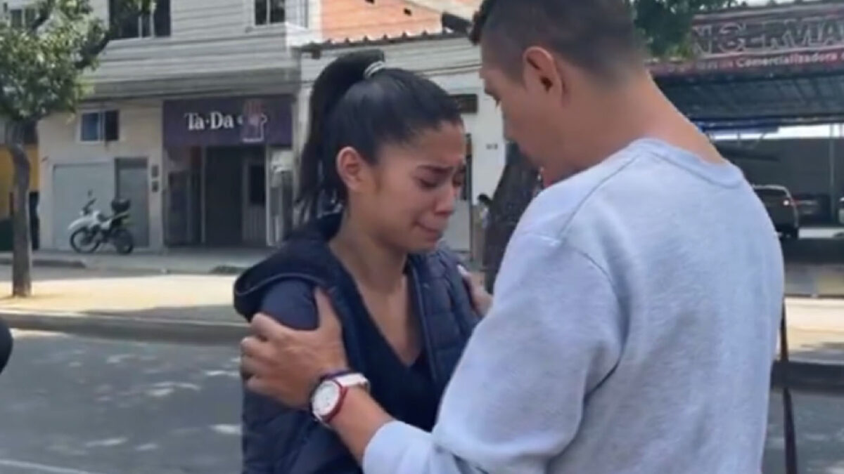 Misteriosa muerte de niña de 2 años en un hostal 1 Misteriosa muerte de niña de 2 años en un hostal La pequeña de 2 años murió, al parecer, producto de maltrato. Su padrastro es el principal sospechoso.