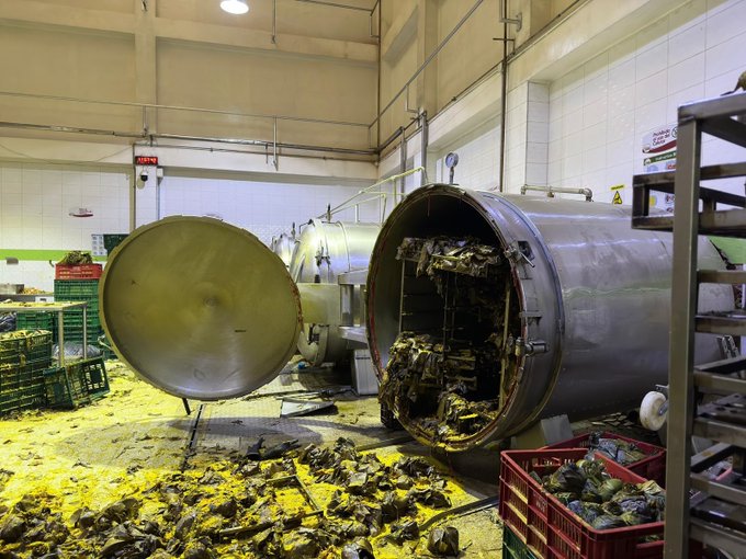 Se conocen detalles de la explosión en fábrica de tamales Momentos de angustia se vivieron hacia el mediodía de este jueves en una fábrica de tamales ubicada en el barrio Pensilvania, en Puente Aranda, por cuenta de la explosión que dejó un total de 10 personas heridas.