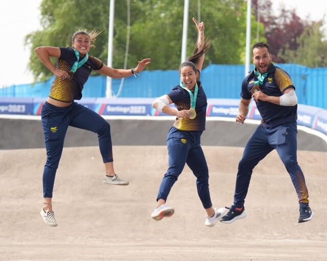 Petro envió conmovedora carta para recuperar los Panamericanos: esto es lo que dice Destacando los triunfos de los deportistas colombianos y la disposición para "superar cualquier obstáculo" que impida realizar los Juegos Panamericanos en Barranquilla, el presidente Gustavo Petro se dirigió al comité ejecutivo de Panam Sports por medio de una carta, para tratar de revertir la decisión tomada por la entidad.