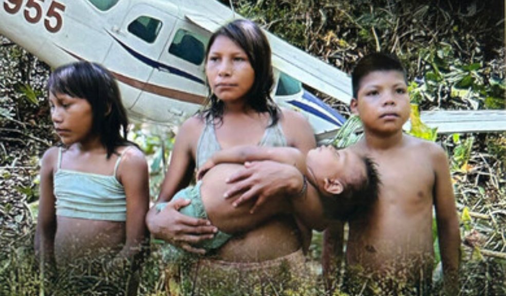 La película '40 días perdidos en la selva' ya tiene fecha de estreno Tras la increíble historia de los pequeños niños indígenas perdidos en la inhóspita selva colombiana, casi de inmediato, un equipo de producción cinematográfica, encabezado por el legendario Gustavo Nieto Roa, iniciaron la producción de una película que ya tiene fecha de estreno y su afiche oficial.