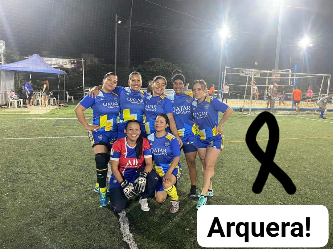 Reconocida futbolista colombiana murió en accidente de tránsito 1 Reconocida futbolista colombiana murió en accidente de tránsito La talentosa jugadora de fútbol, Jessica Ramos, perdió la vida en un trágico accidente de tránsito en Cali.
