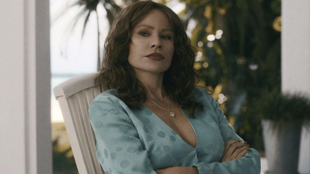 Así fue como Sofía Vergara se puso en la piel de 'Griselda' Si de colombianos exitosos hablamos, el nombre de Sofía Vergara es de los que encabeza la lista, no en vano en el 2014 Forbes la puso en el puesto 32 de las 100 mujeres más poderosas del mundo; entre 2013 y 2020 fue de las actrices mejor pagadas del planeta, en 2015 le hicieron su estrella en el Paseo de la Fama de Hollywood y su personaje de Gloria Delgado Pritchett, en la serie ‘Modern family’, la catapultó como actriz de comedia.