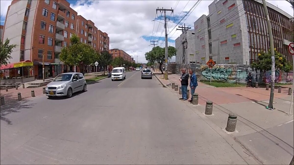 Violador de niña sigue libre 1 Violador de niña sigue libre Q’HUBO habló con la madre de la niña de 13 años, para pedir que se haga justicia, pues han pasado más de 2 meses y aunque se sabe quién fue el responsable y dónde se encuentra, no ha sido capturado.