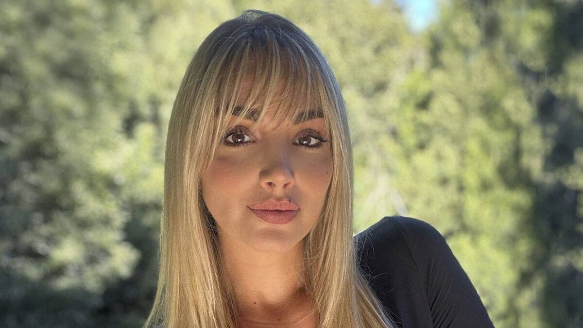 Volvió el flequillo y esto es lo que debe saber para utilizarlo Se puede decir que el flequillo nunca pasa de moda, siempre hay mujeres que optan por este tipo de corte frontal.