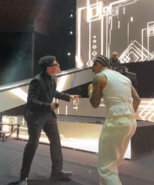 Maluma celebró los 30 con lujosa fiesta de cumpleaños Maluma tiró la casa por la ventana durante la celebración de su cumpleaños número 30 en Medellín.