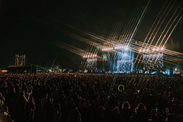 ¡Arranca la cuenta regresiva para Estéreo Picnic! Se acerca el festival más esperado en Bogotá: Estéreo Picnic, por lo que les contamos todo lo que debe saber para que esté preparado los días del evento.