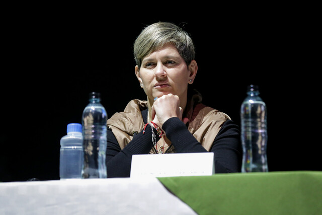Contraloría le pone la lupa a los viajes de la primera dama 1 Contraloría le pone la lupa a los viajes de la primera dama Sigue la discusión sobre los polémicos viajes de la primera Dama Verónica Alcocer con derecho a viáticos, entre los que se encuentran destinos como Inglaterra, Japón, Roma, El Vaticano, entre otros.